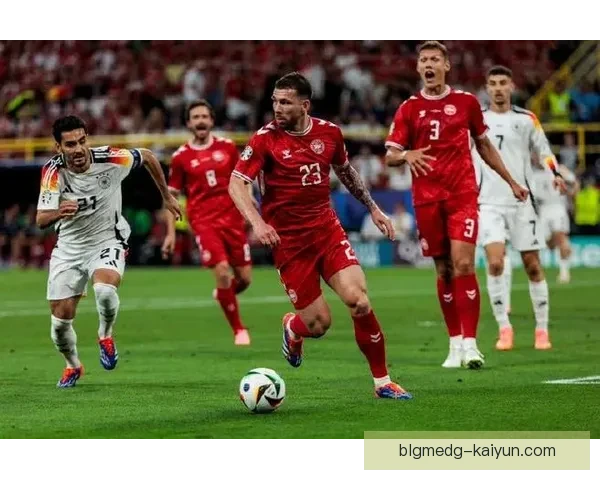 霍伊别尔中场风格持续发挥稳定，备受球队重视与信赖