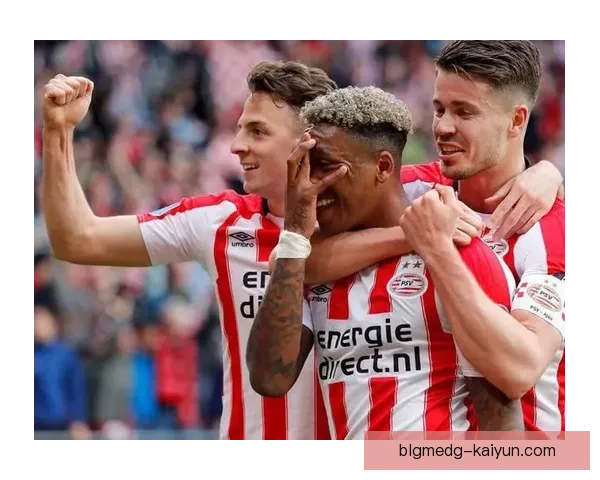 埃因霍温进攻套路分析：球队表现稳健，战术灵活多变